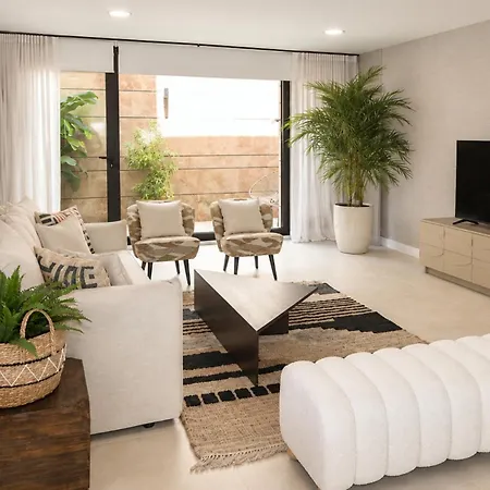 Luxury Modern With Private Pool And Rooftop Terrace Βίλα *